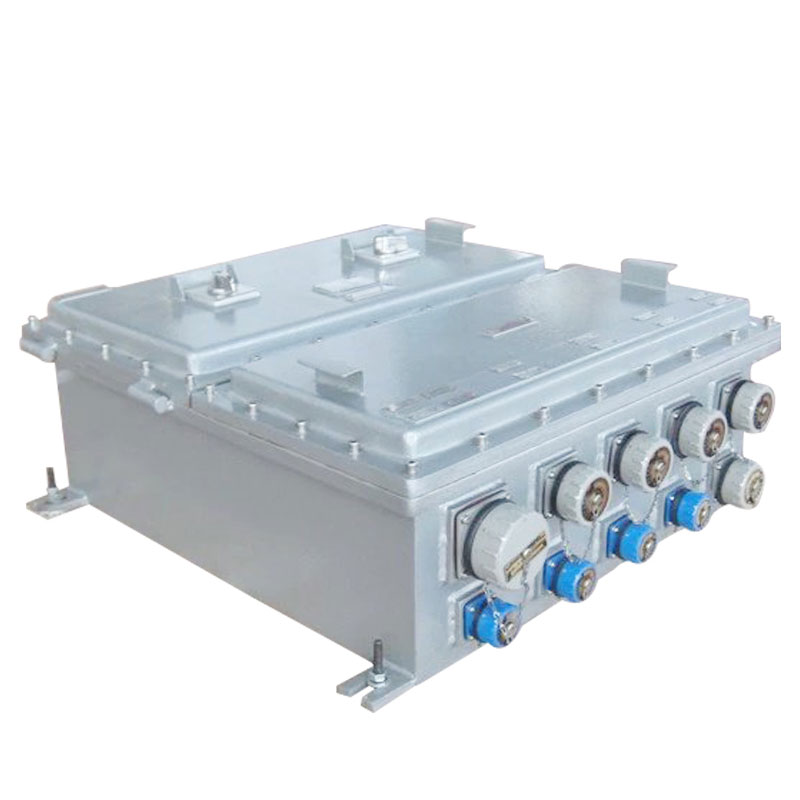 ��Ӣ�����������M(j��n)��3c�J(r��n)�C